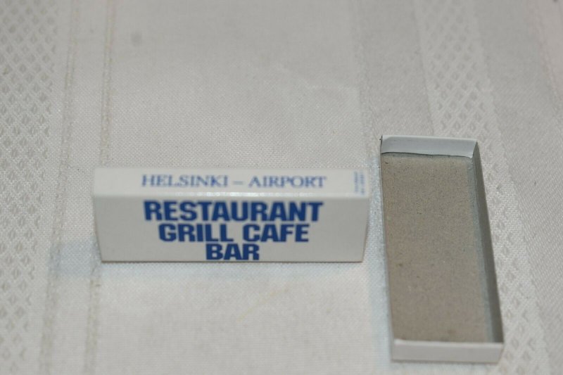 Par Avion Helsinki Airport Matchbox
