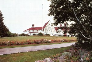 CONTINENTAL SIZE POSTCARD KELTIC LODGE AT IGONISH NOVA SCOTIA CANADA 1970s