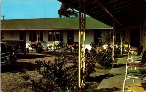 Phillips Motel Clearwater FL Florida Old Car VTG Postcard Dextone UNP Unused 
