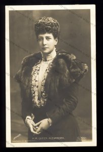 ROY522 - King Edward VII - Queen Alexandra in Furs - Postcard