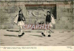 Modern Postcard Athen Denkmal of Unbekanntes Militaria Soldaten