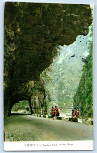 Taiwan Postcard Swallow Cave Taroko Gorge National Park c1950's Vintage Posted