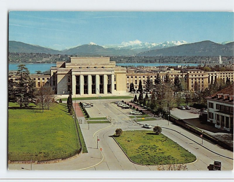 Postcard Le Palais des Nations et le Mont-Blanc, Geneva, Switzerland