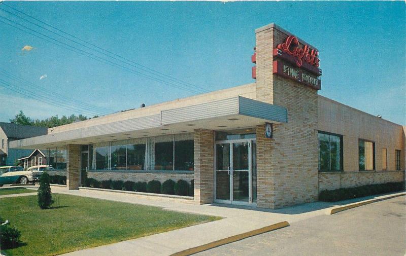 LANSING, Michigan  MI     Roadside  LIGHT'S Restauarant   1958  Cars Postcard