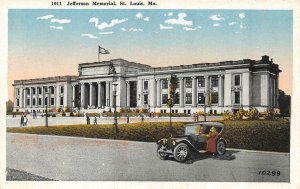 ST LOUIS, Missouri MO   JEFFERSON MEMORIAL  Lady & Early Car  ca1920's Postcard