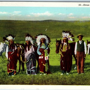 c1940s Native American Chiefs Ceremonial Linen Postcard Horse Headdress A91