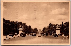 Paris France FR, 1937 Champs-Élysées, Traffic & Statues Of Marly Horses Postcard