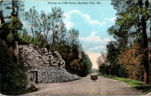 The Spring on Cliff Drive Kansas City MO c1923 Vintage Postcard B10