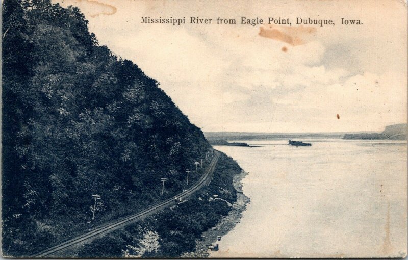 Dubuque Iowa Eagle Point Mississippi River Railroad People on Track -  A28 