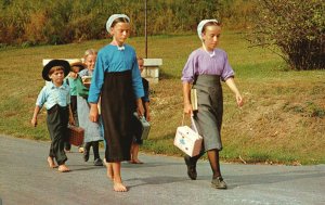 Vintage Postcard 1964 Amish Children Bare Feet Pennsylvania Dutch Country PA