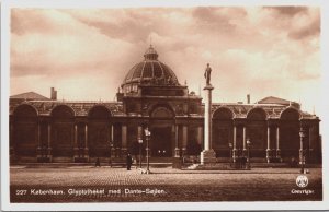 Denmark Copenhagen København Glyptotheket met Dante Sojlen Vintage RPPC C374