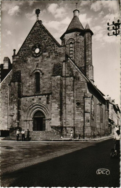 CPA Bourganeuf L'Eglise XII e Siecle FRANCE (1050155)