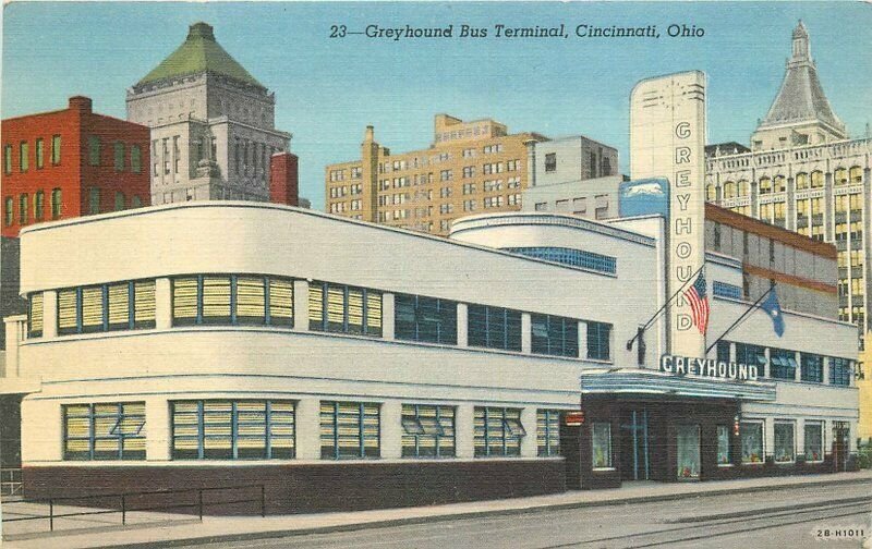 Cincinnati Ohio Greyhound Bus Terminal #23 1940s Postcard Colorpicture 10212