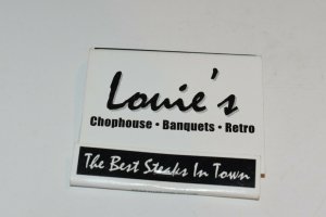 Louie's Shorewood Oak Lawn Illinois 30 Strike Matchbook