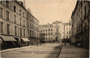 CPA VERSAILLES - Boulevard du Centre et l'Egise St-Antoine de Padoue (657648)