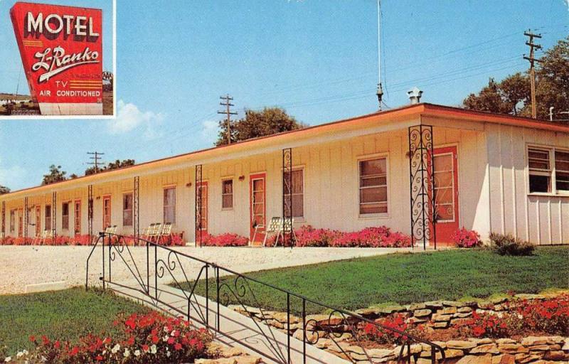 Toledo Iowa L Ranko Motel Street View Vintage Postcard K54761