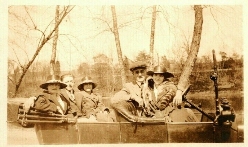 Vtg Postcard RPPC AZO Group Photo in Touring Automobile w Big Hats & Furs UNP