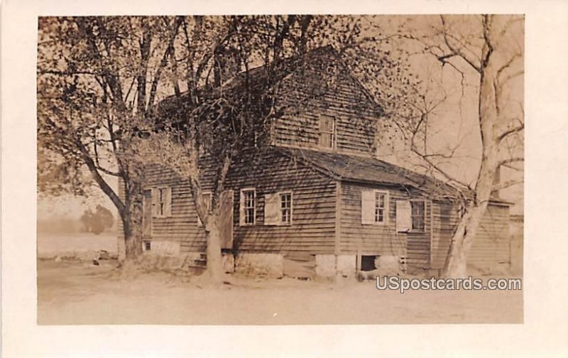 Mina Shings Lived beside Baptist Church in Misc, New Jersey