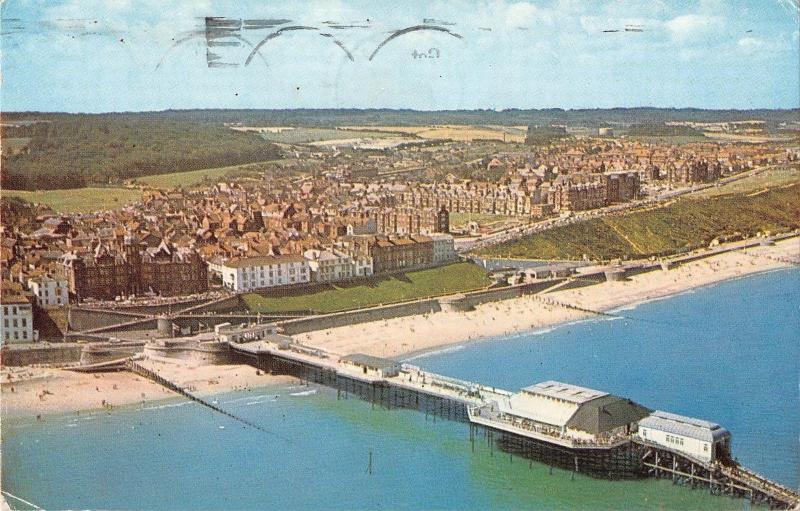 B101485 cromer from the air   uk 14x9cm