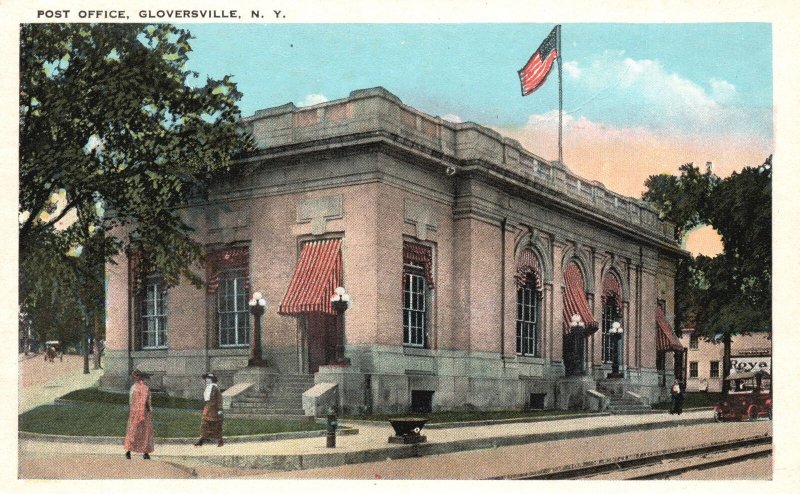 Vintage Postcard Post Office Building Historic Landmark Gloversville New York NY