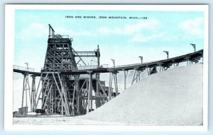 IRON MOUNTAIN, Michigan MI ~ IRON ORE MINING ca 1940s Linen Postcard