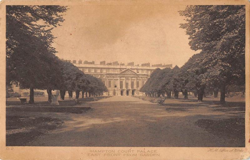 BR80173 hampton court palace east front from garden  uk