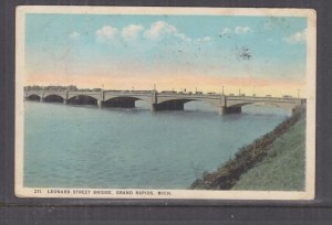 UNITED STATES, GRAND RAPIDS, LEONARD STREET BRIDGE, 1923 ppc., used.