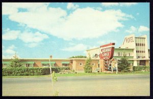 Quebec MAGOG Partial View of Cabana Lodge & Motel on Lake Memphremagog - Chrome