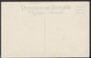 Isle of Wight Postcard - Esplanade & Gardens, Ryde    RS8815
