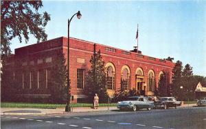 Leominster MA U. S. Post Office Old Cars Postcard