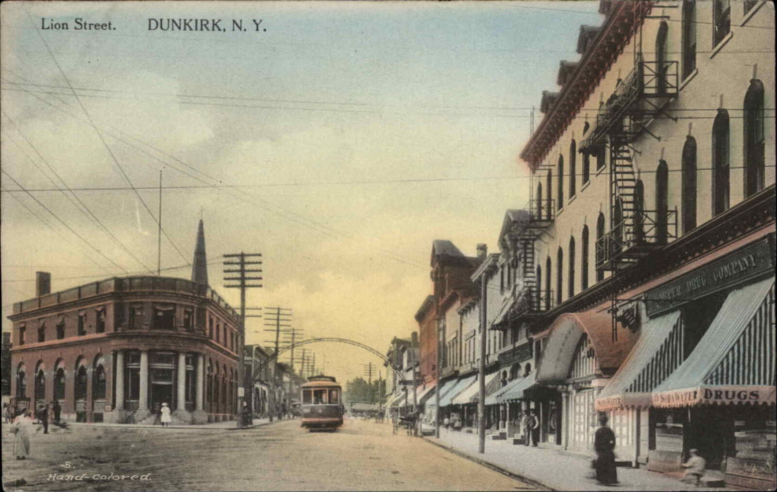 Dunkirk NY - STORE FRONTS ON LION STREET - Postcard Chautauqua