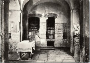 postcard Rome, Italy - Catacomb of S. Sebastiano - The crypt of the Saint