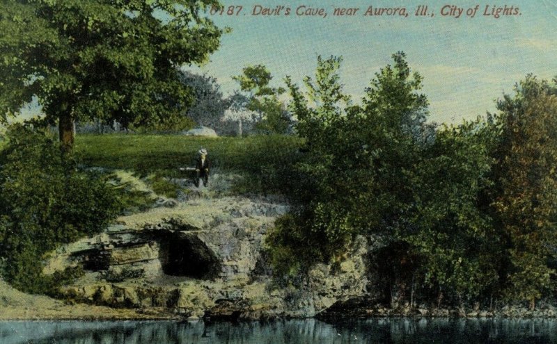 C.1900-10 Devil's Cave City Of Lights Aurora, IL Vintage Postcard F77