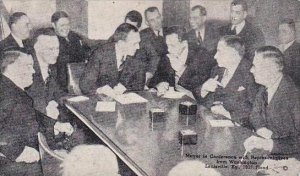 Kentucky Louisville 1937 Flood Mayor In Conference With Representatives From ...