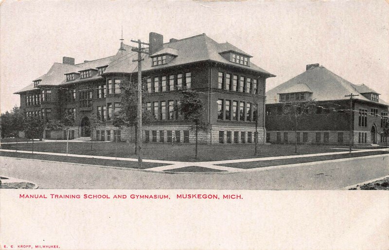 Manual Training School & Gymnasium, Muskegon, Michigan, Early Postcard, Unused
