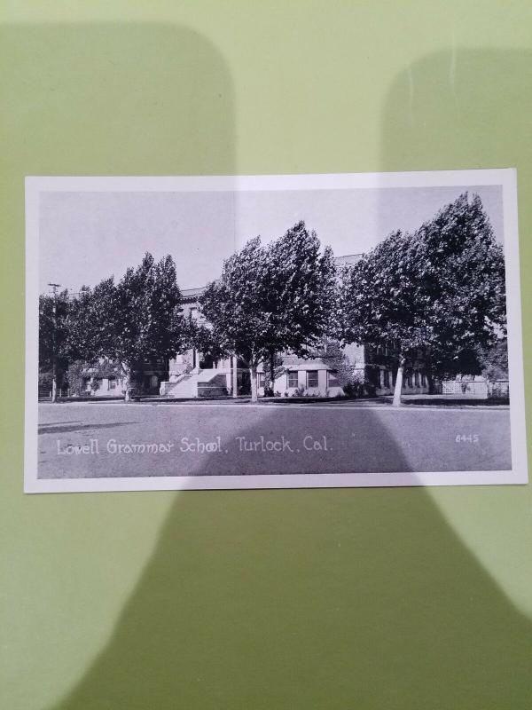 Antique Postcard, Lowell Grammar School, Turlock, Cal. 6445