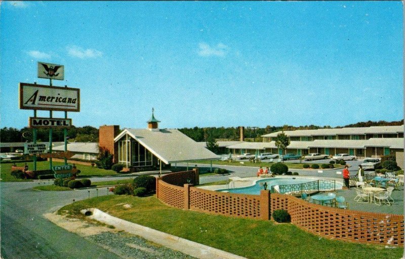 Greensboro, NC North Carolina AMERICANA MOTEL Pool View ROADSIDE Chrome Postcard