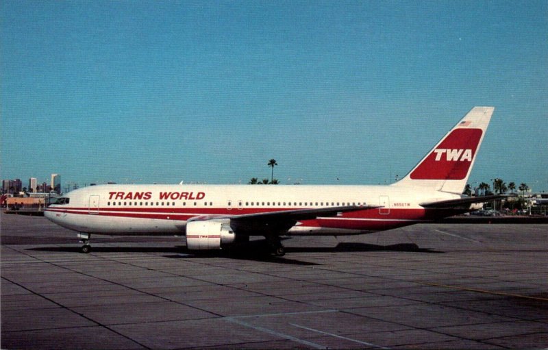 Airplanes TWA Trans World Airlines Boeing B-767-205ER Phoenix Sky Harbor Inte...