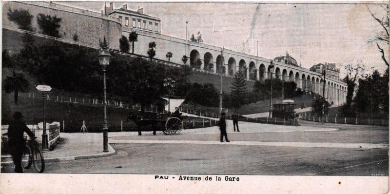 CPA PAU Avenue de la Gare (412153)