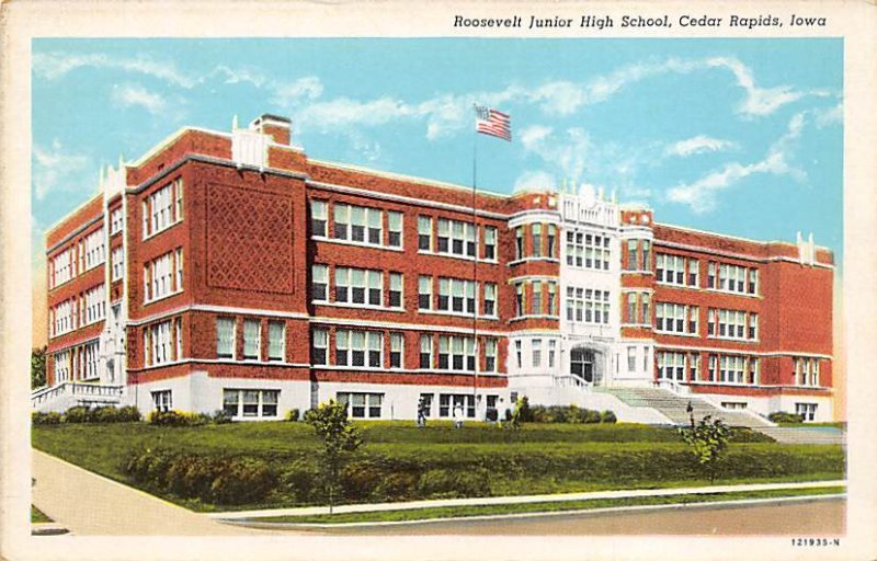 Roosevelt Junior High School Cedar Rapids, Iowa  