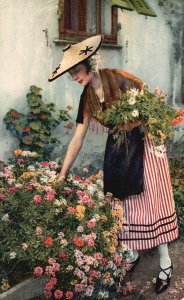 Vintage Postcard 1910's Harvest Flowers La Cueillette des Fleurs Paris France FR