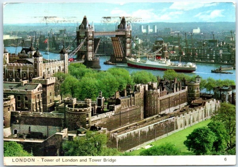 Postcard -Tower of London and Tower Bridge - London, England 