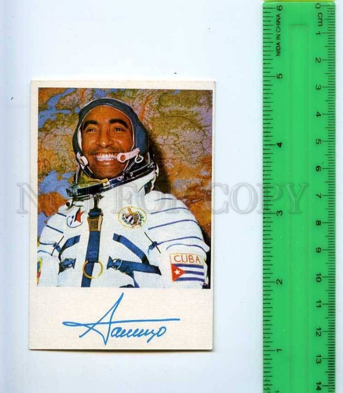 254356 CUBA SPACE cosmonaut 1983 year Pocket CALENDAR