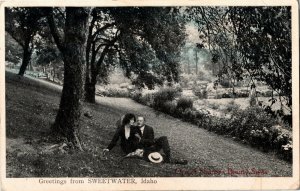 Romantic Couple, Greetings from Sweetwater ID Vintage Postcard C50