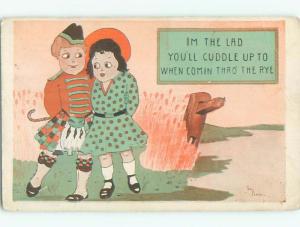 Pre-Linen valentine signed CUTE GIRL WITH BOY IN SCOTTISH KILT J1085