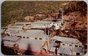 Famous Sunshine Mine btwn Wallace and Kellogg ID Idaho Postcard H71