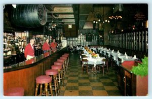 NEW YORK, NY ~ Bartenders JANSSEN'S RESTAURANT & Bar 1950s-60s Roadside Postcard