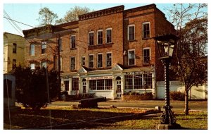 New York  Kinderhook ,The Treasure Shop