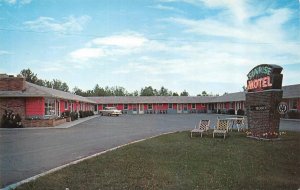 DULUTH, MN Minnesota SUNRISE MOTEL HWY 53~94 ROADSIDE 50's CAR  Chrome Postcard