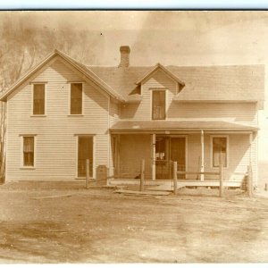 1908 Dysart, IA House Residence Clapboard Home RPPC Real Photo Strube Antique A9